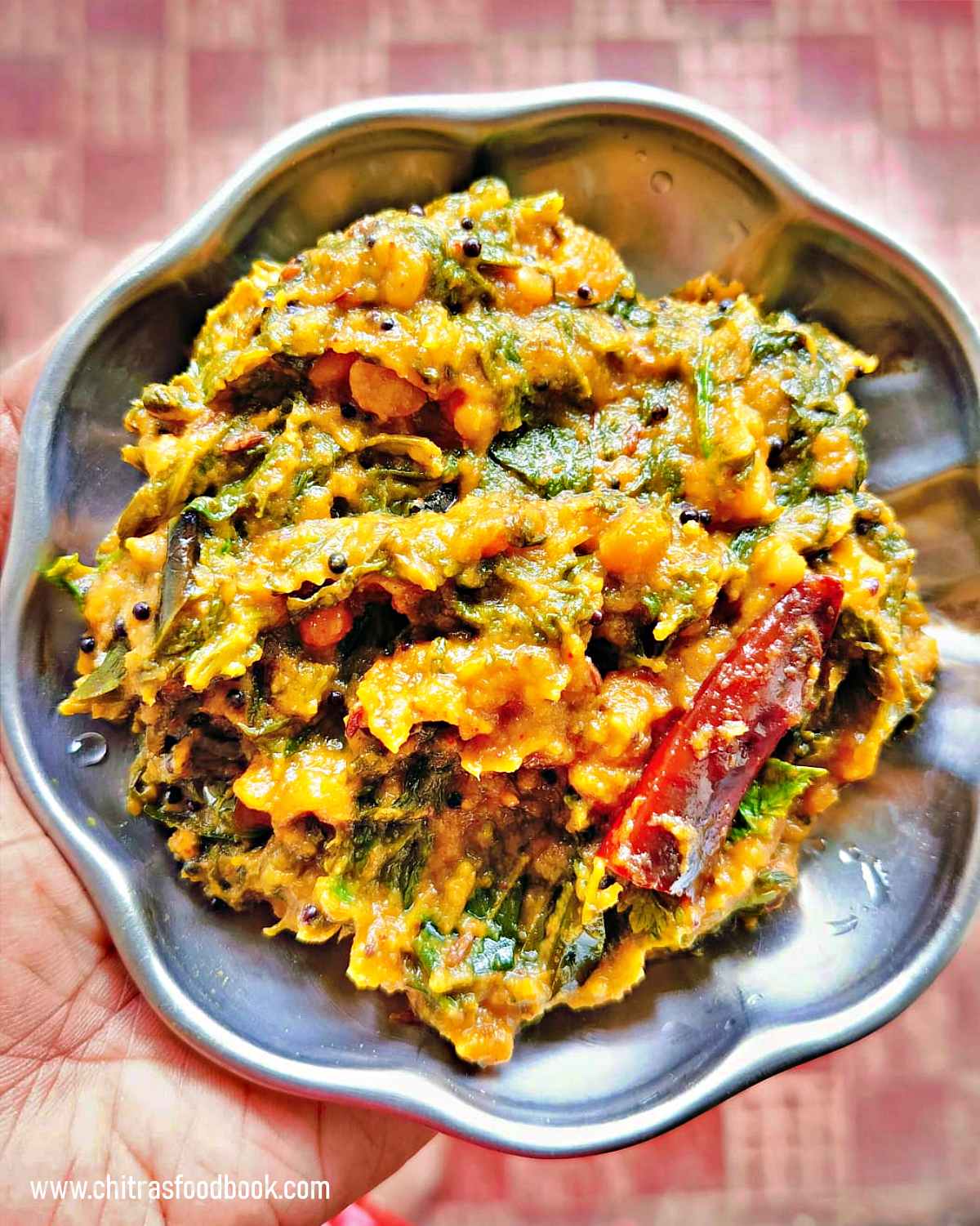 Andhra style palak keerai thokku recipe