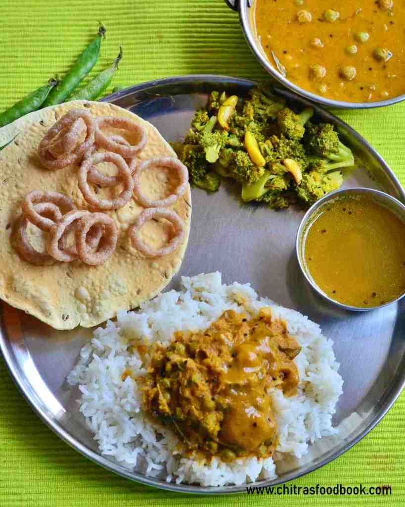 green peas gravy recipe in tamil nadu style for rice.